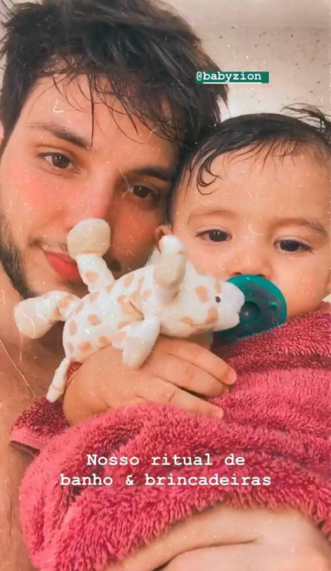 Bruno Guedes mostra rotina ao lado do filho Zion