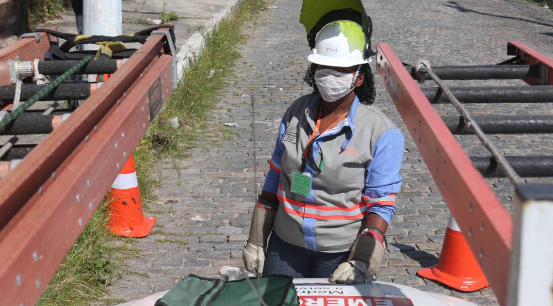 Rio,30/04/2020 -COVID-19 -CORONAVIRUS , SAO GONCALO, HEROIS DA PANDEMIA, Eletrotecnica, trabalha na area de emergencia. Na foto, Noris Serejo Ferreira.Foto: Cleber Mendes/Ag&ecirc;ncia O Dia