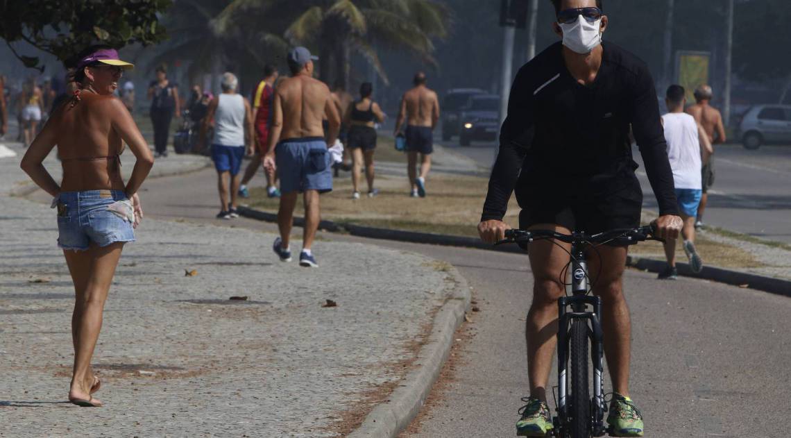 Praia do Recreio dos Bandeirantes nesta sexta-feira, na Zona Oeste