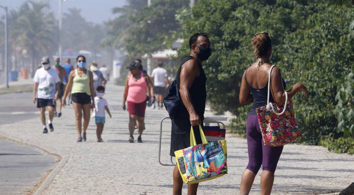Praia da Barra da Tijuca nesta sexta-feira