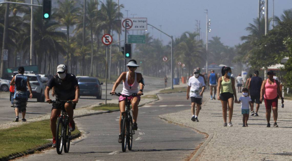 Praia da Barra da Tijuca nesta sexta-feira