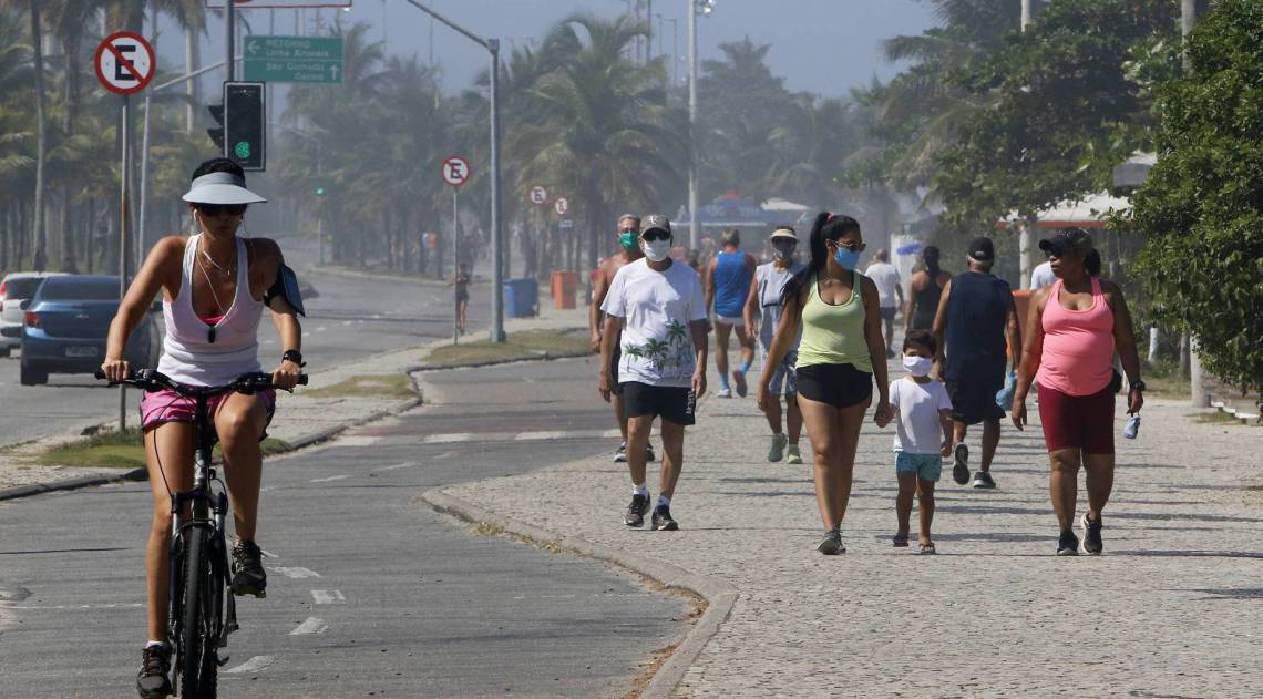 Praia da Barra da Tijuca nesta sexta-feira