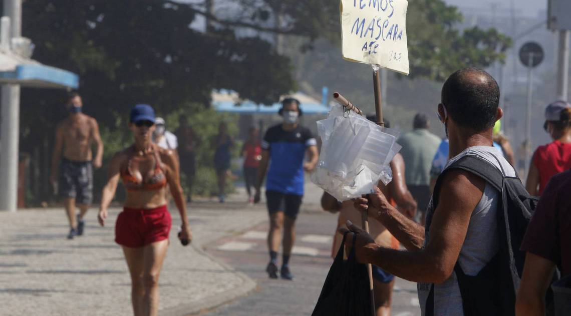 Praia da Barra da Tijuca nesta sexta-feira
