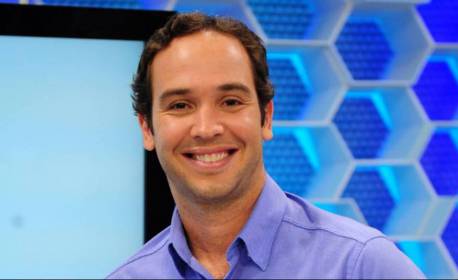 Caio Ribeiro anuncia que está curado do câncer: 'Sucesso absoluto do tratamento'