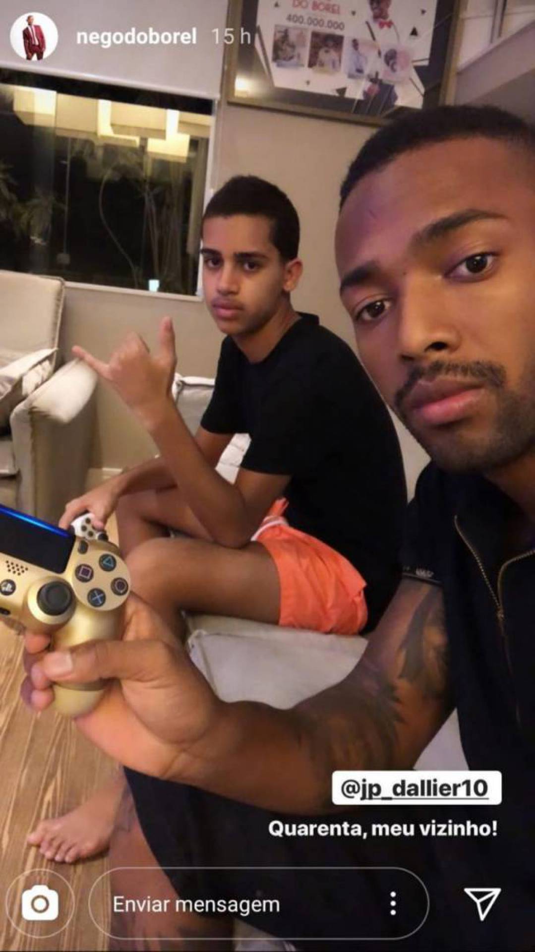 Nego do Borel chama amigo pra jogar videogame - Reprodução de internet