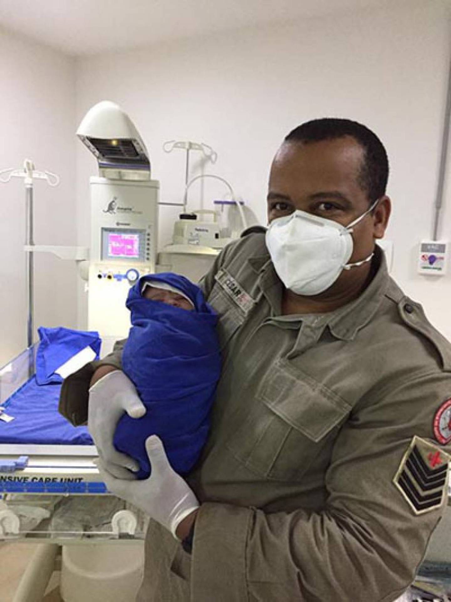 Bombeiros afirmam já estarem acostumados a este tipo de ocorrência na cidade - Divulgação/15ºGBM