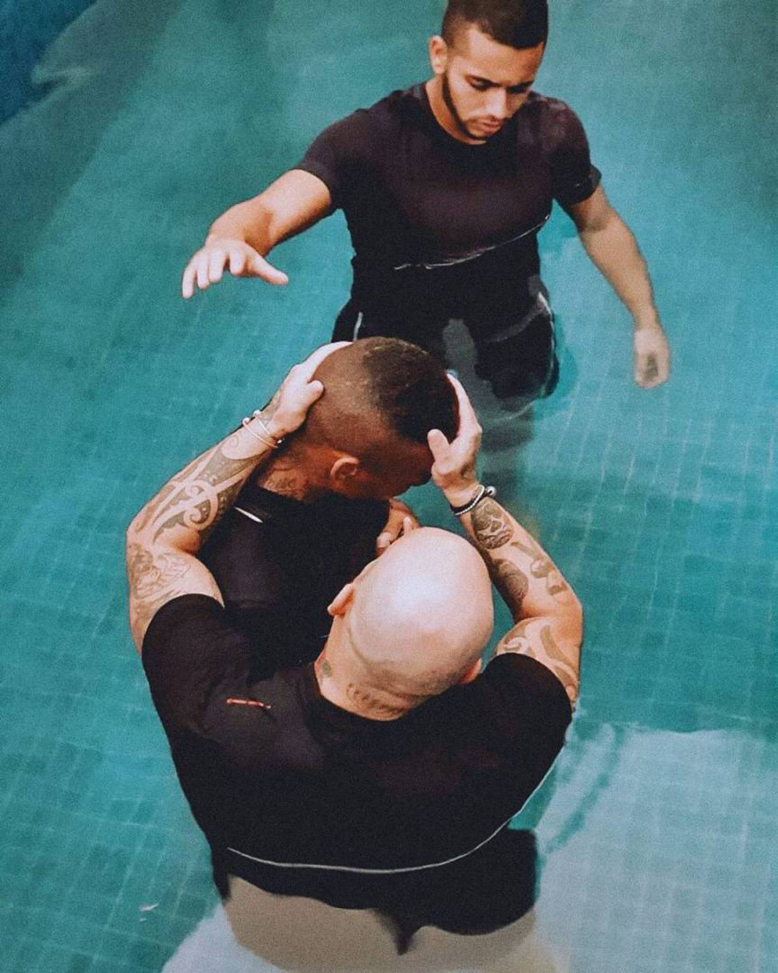 Nego do Borel se batiza - Reprodução de internet