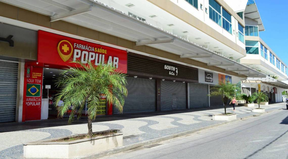 Em Queimados, somente serviços essenciais podem funcionar