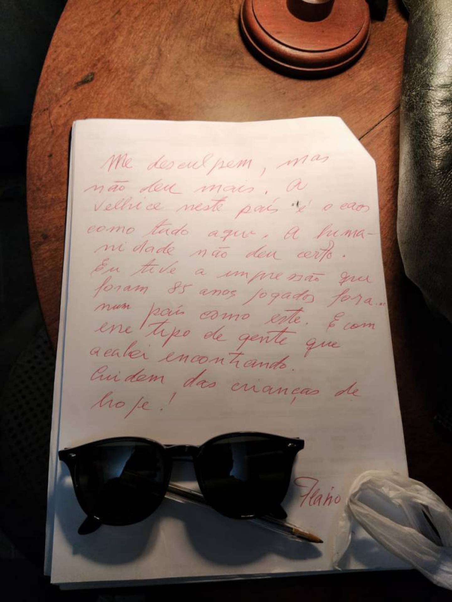 Carta encontrada na casa do ator