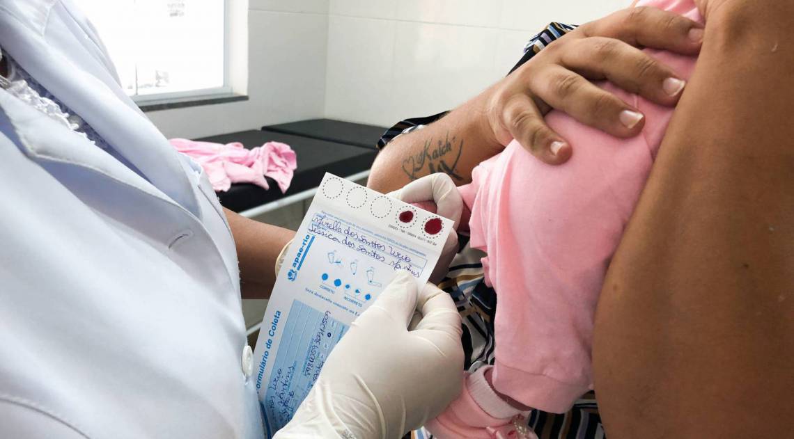 Com o isolamento social imposto pelo coronavírus, os testes do pezinho de recém-nascidos de Campos são feitas com horário marcado - Divulgação prefeitura de Campos