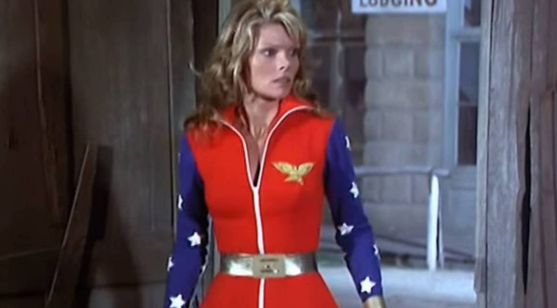 Cathy Lee Crosby foi a primeira Mulher Maravilha, em 1974