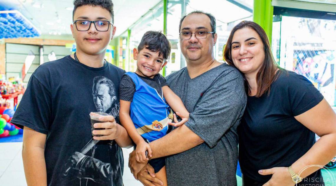 Anna e Marcelo dividiram as tarefas domésticas e cuidado com os filhos