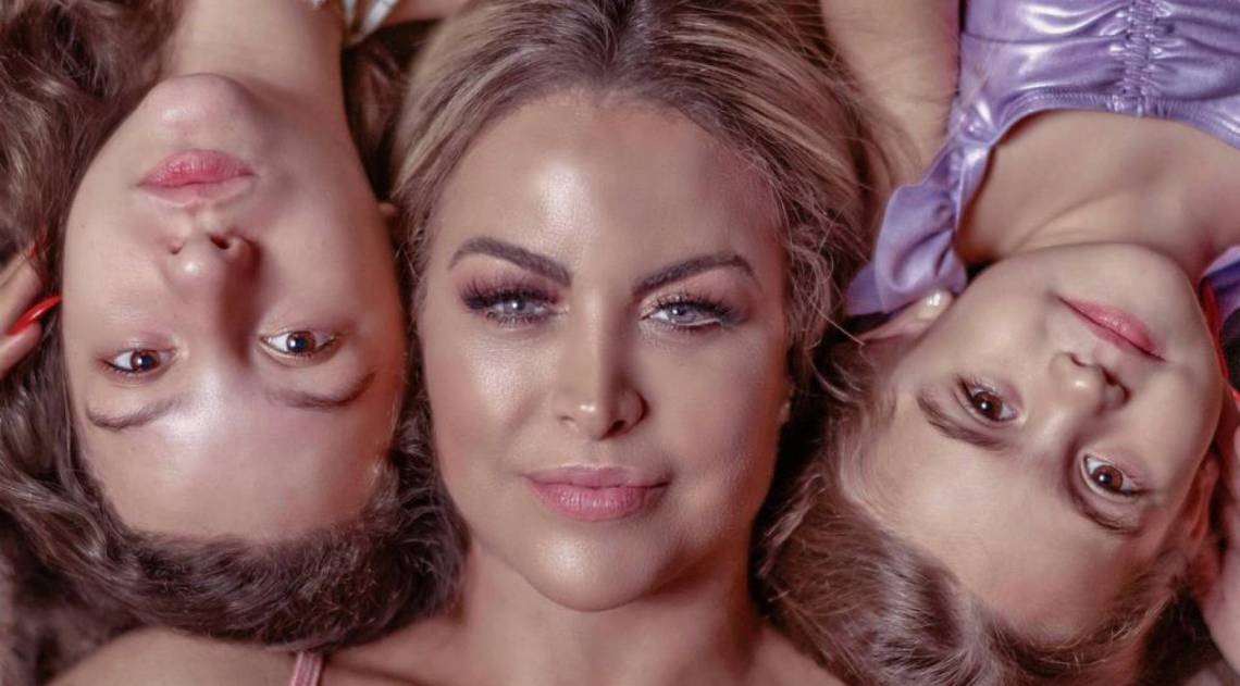 A musa fitness Dayse Brucieri com as filhas - Dia das Mães