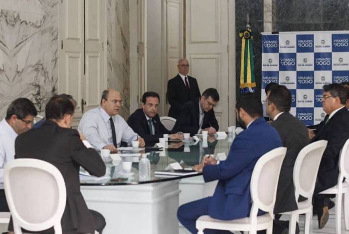 Coronavírus: Poderes e órgãos do Rio cortam despesas e devolvem verbas ao estado