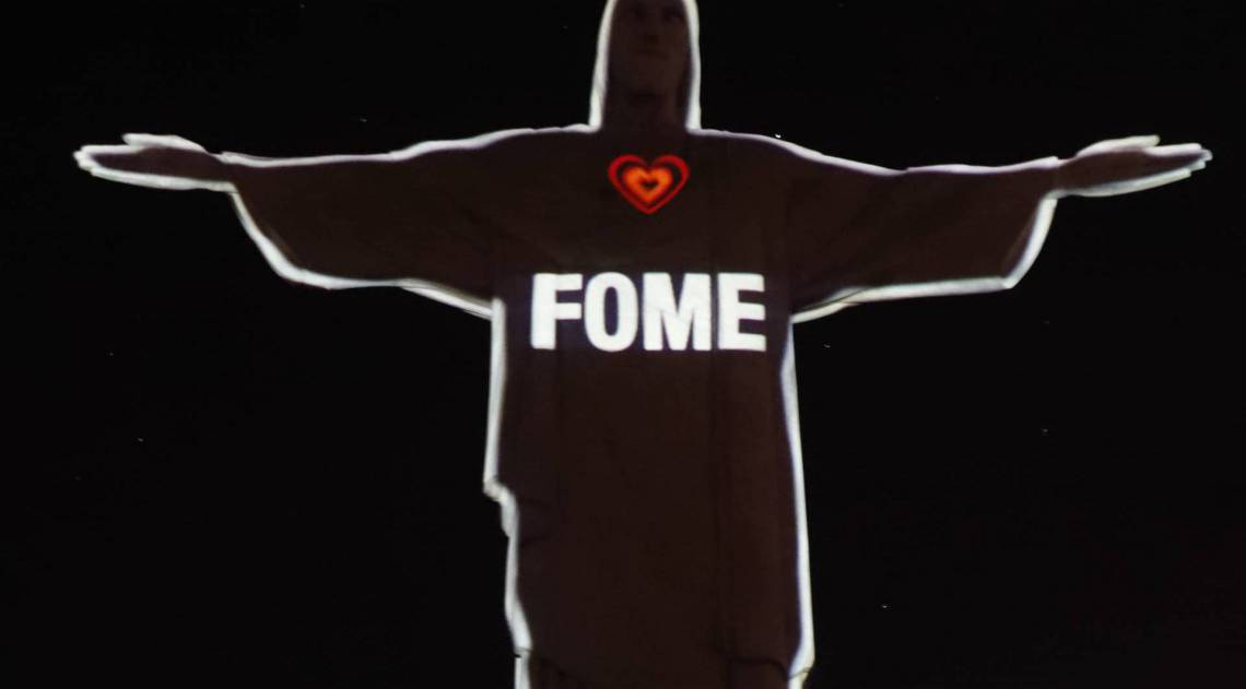 Cristo Redentor ganha proje&ccedil;&atilde;o especial no lan&ccedil;amento da campanha #MesaSemFome