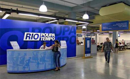Unidades do Poupa Tempo vão distribuir cartões do Supera RJ