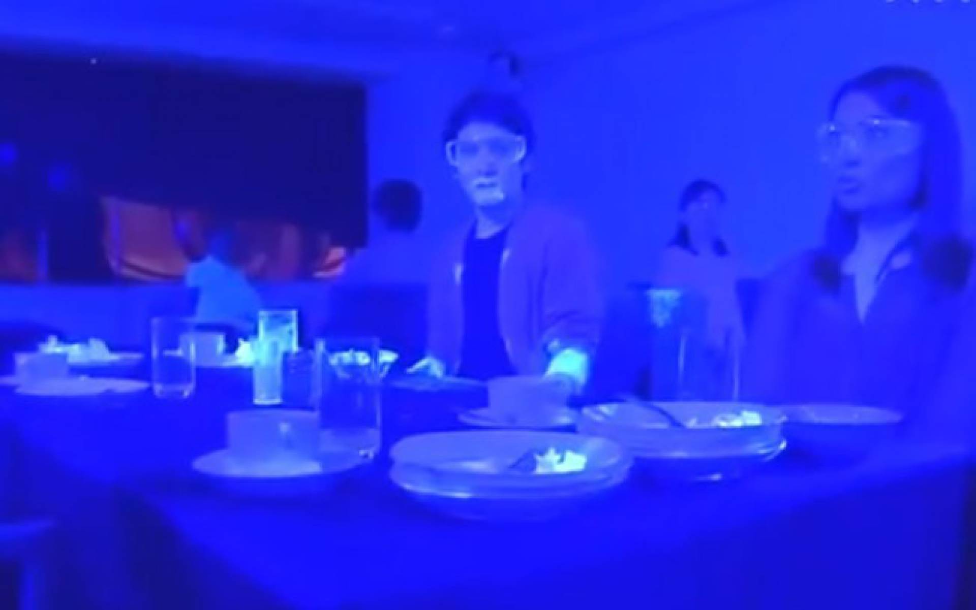 V&iacute;deo: teste em restaurante mostra velocidade de propaga&ccedil;&atilde;o do novo coronav&iacute;rus