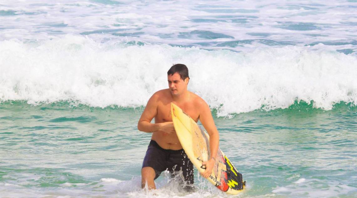 Felipe Dylon fura a quarentena 