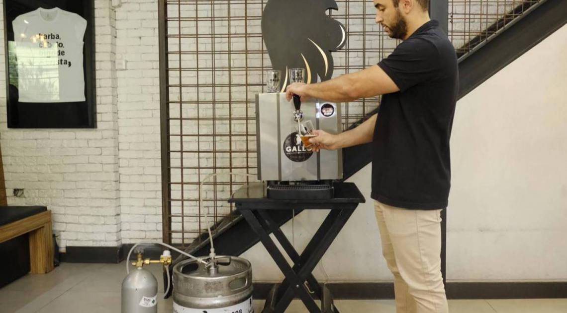 Chope Gallo será distribuído em troca de alimentos que serão doados a famílias que passam por necessidades financeiras