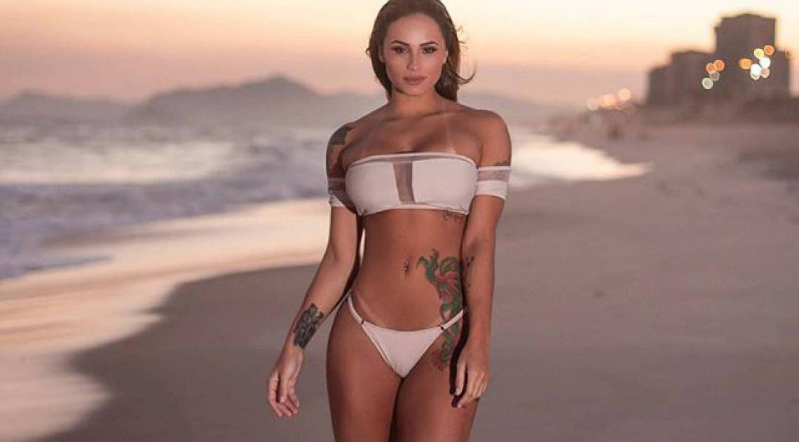 Kamilla Dias é musa do Cruzeiro