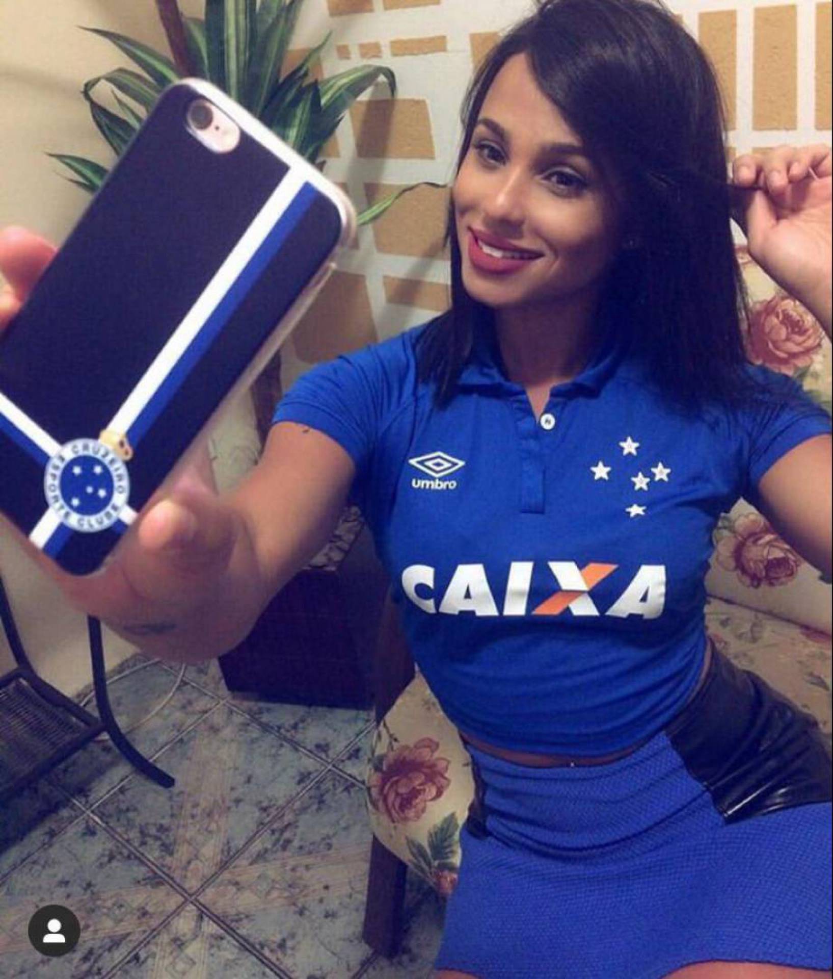 Kamilla Dias é musa do Cruzeiro