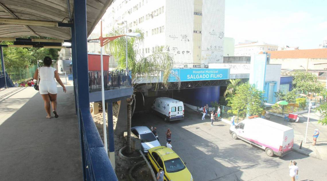 Movimentação, ontem, no Salgado Filho: relatório denuncia problemas nos atendimentos - Estefan Radovicz