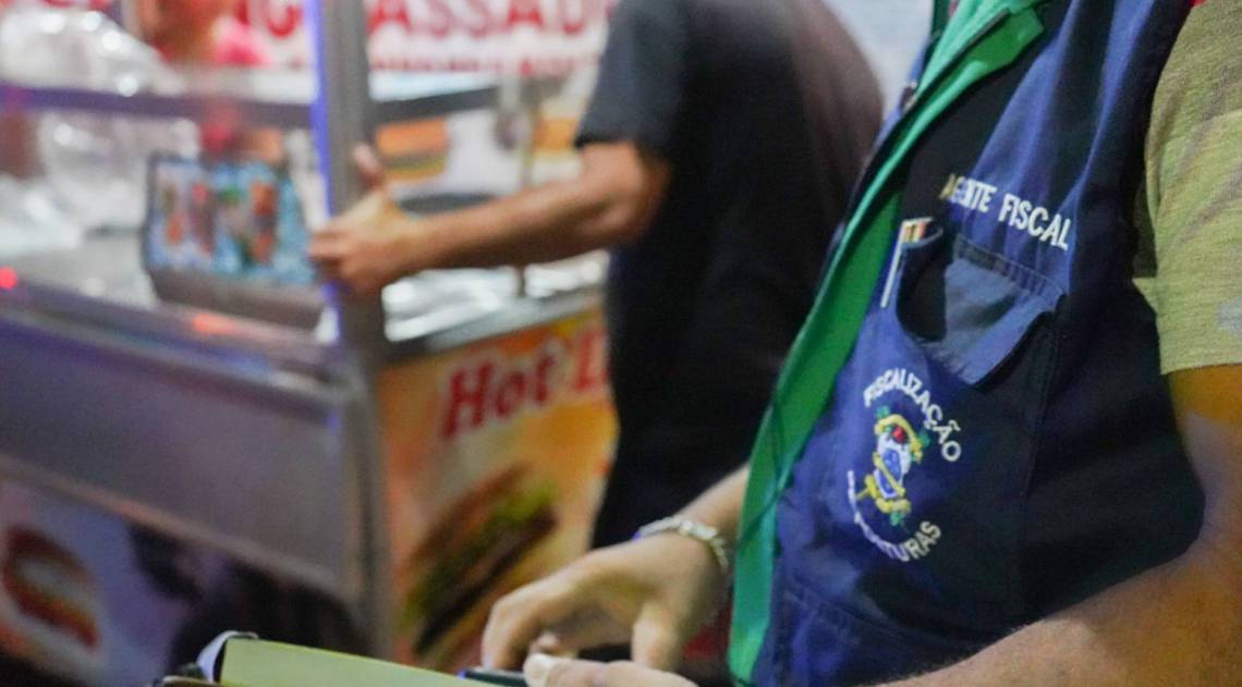 Fiscais da Superintendência de Postura circulam por Campos para verificar o cumprimento dos decretos da quarentena