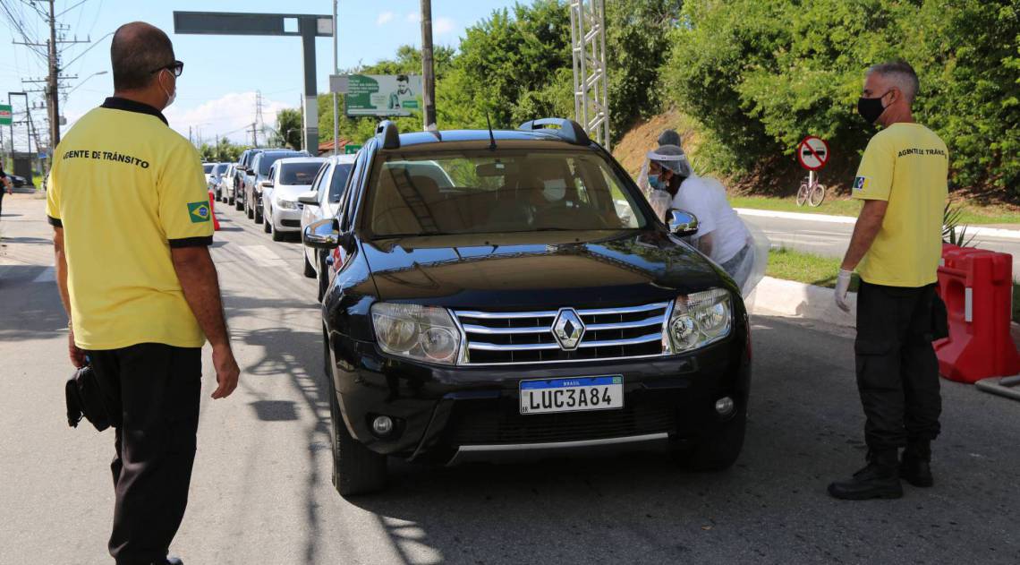 Barreira sanitÃ¡ria na entrada de ItaguaÃ­