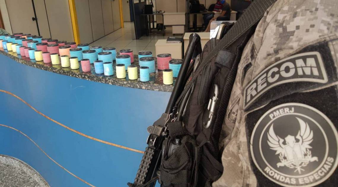 Carretéis com linha chilena são apreendidos em Duque de Caxias - Divulgação/PM