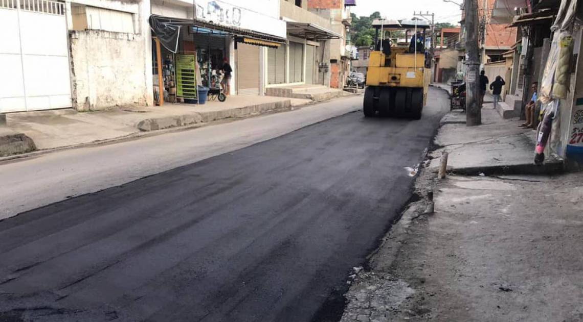 Prefeitura de Duque de Caxias está asfaltando a Estrada do China - Divulgação