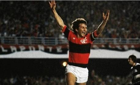 'A expressão máxima do Flamengo': torcida exalta Zico no aniversário de 70 anos