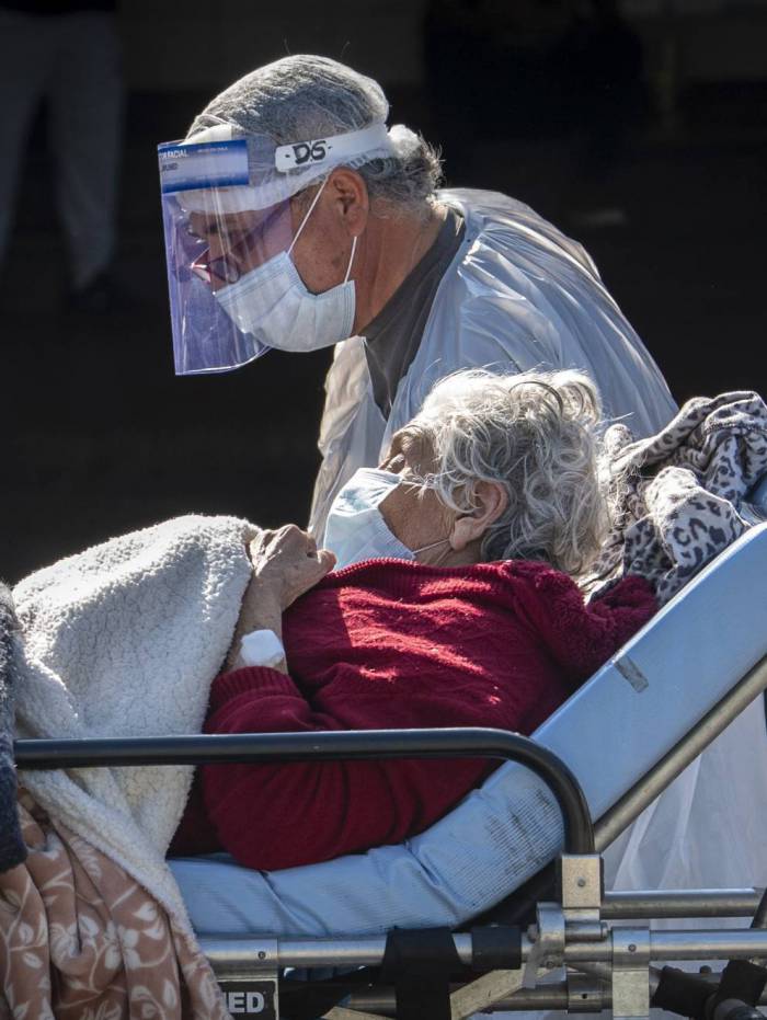 Covid: 1 milhão de casos em 6 dias