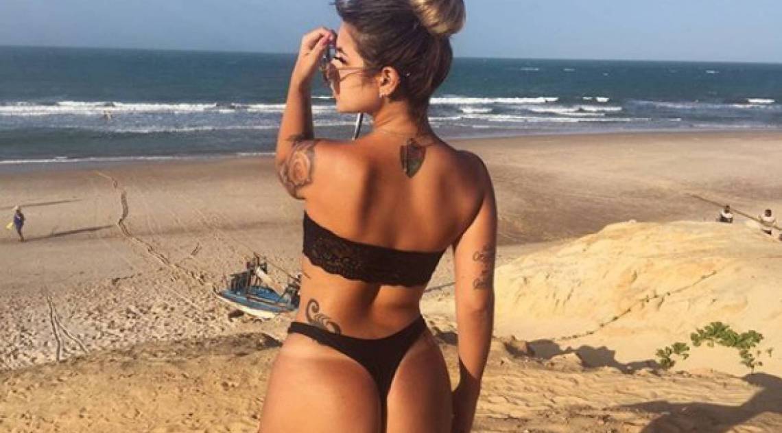 DJ Nath é musa do Fluminense