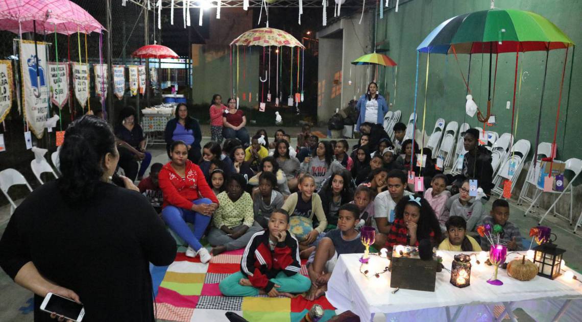 Sarau da Baixada Literária, em Nova Iguaçu, antes do isolamento social