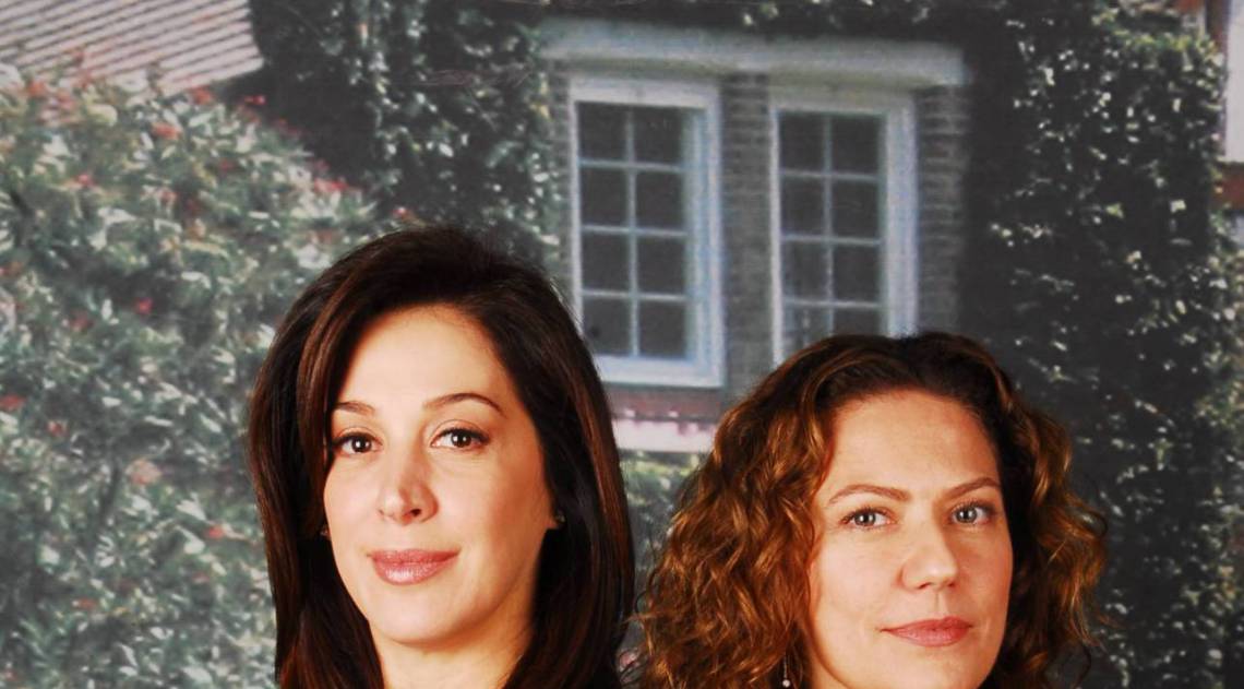 A Favorita - Donatela (Claudia Raia ) e Flora (Patrícia Pillar).