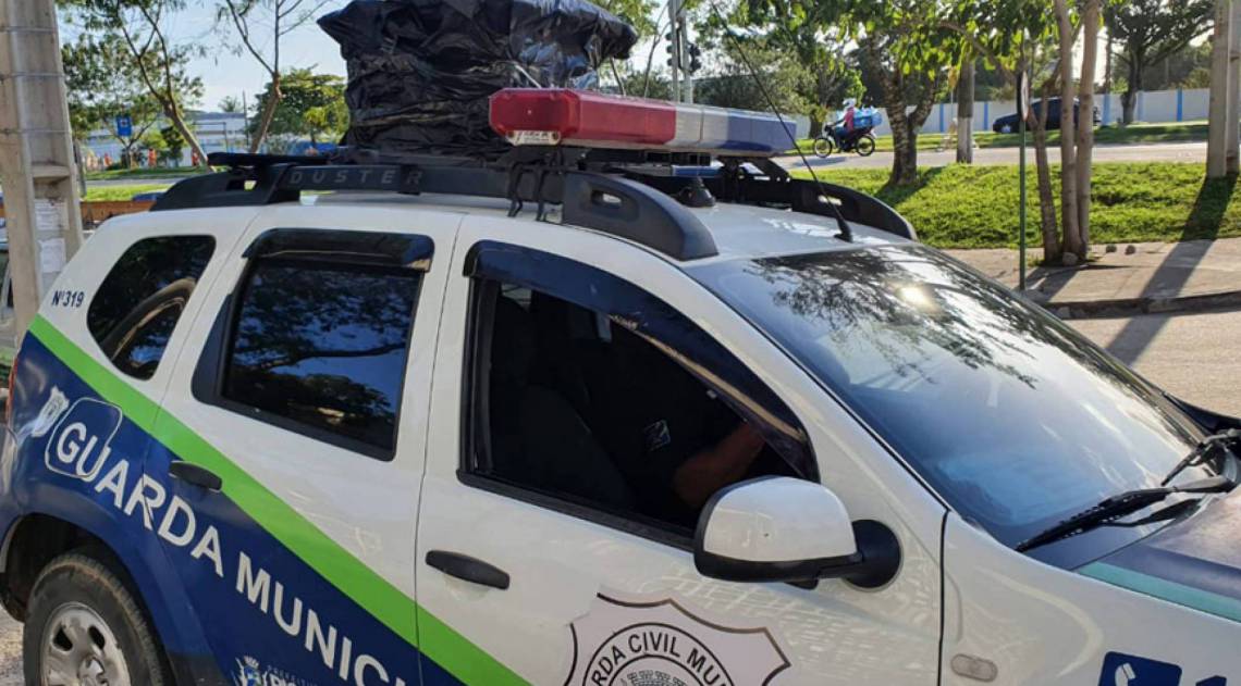 Viaturas equipadas com caixas de som percorrem localidades orientando a população para que fique em casa - Divulgação