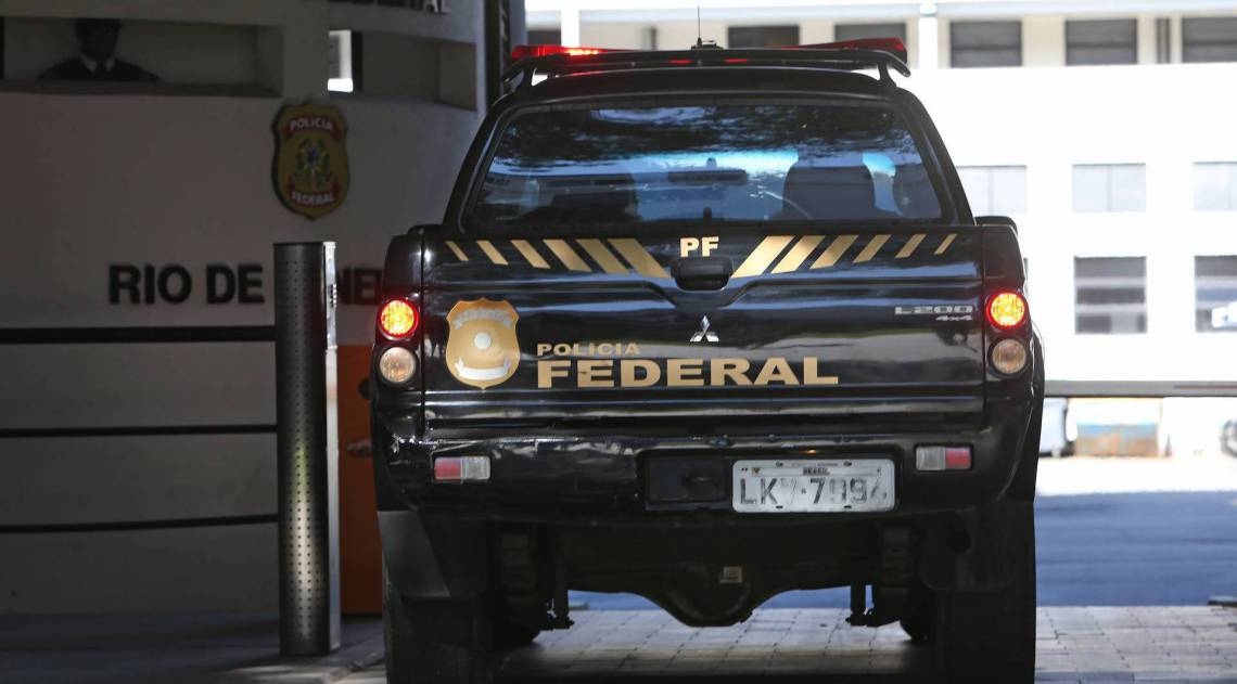 Pol&iacute;cia Federal - Daniel Castelo Branco