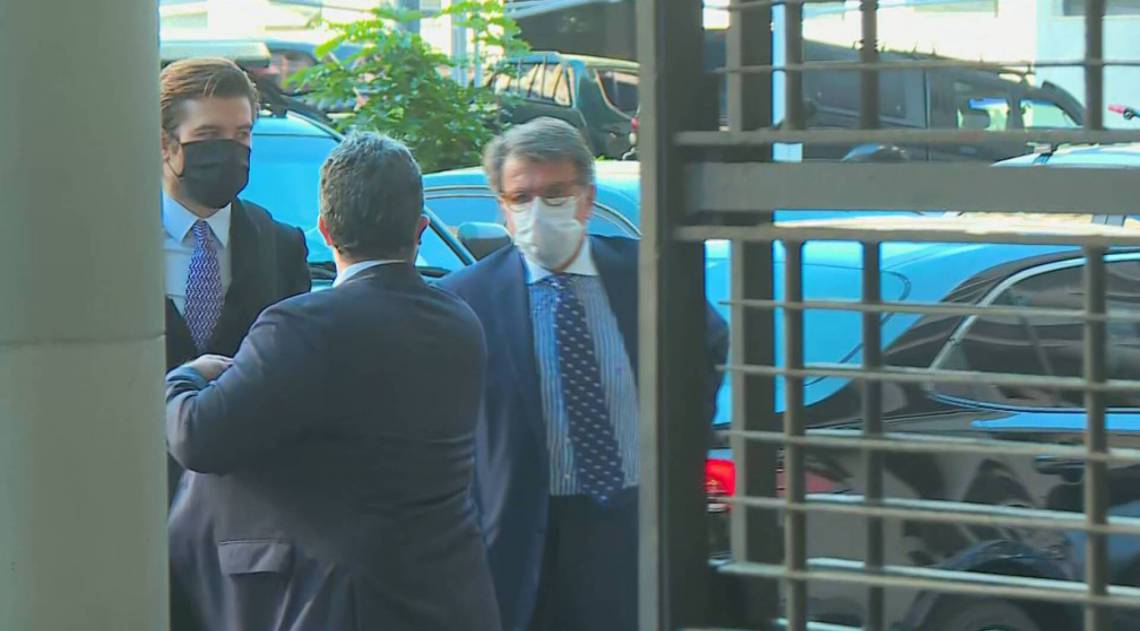 Paulo Marinho chega à sede da PF do Rio para depor - Reprodução/ TV Globo