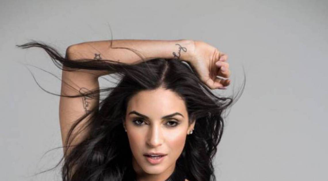 Daya Luz, ex-bailarina do Faust - DARYAN