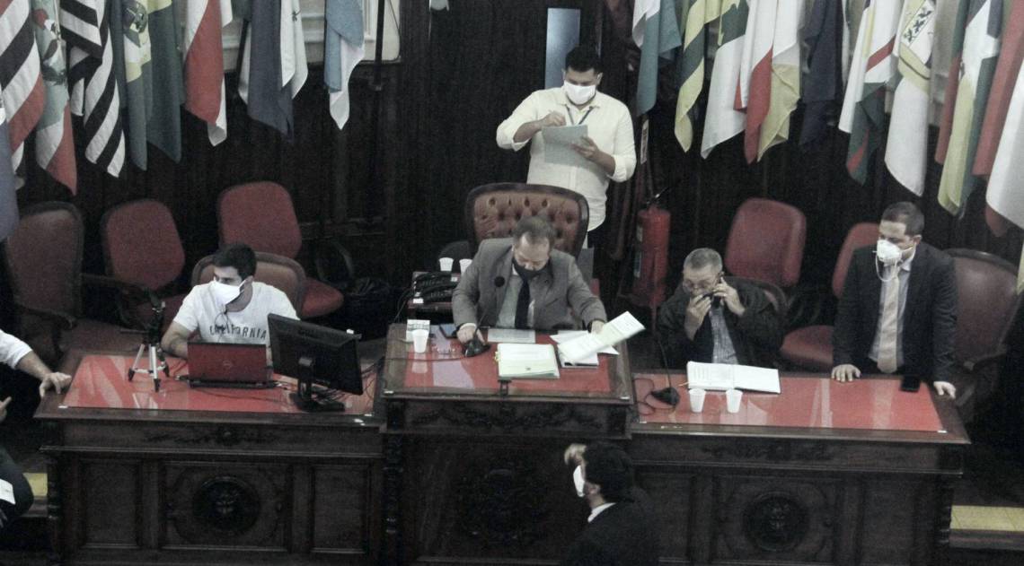 Outra proposta aprovada foi a isenção de multa por fidelidade em contratos com empresas telefônicas, de TV a cabo e de internet durante a pandemia - Divulgação / Sergio Gomes