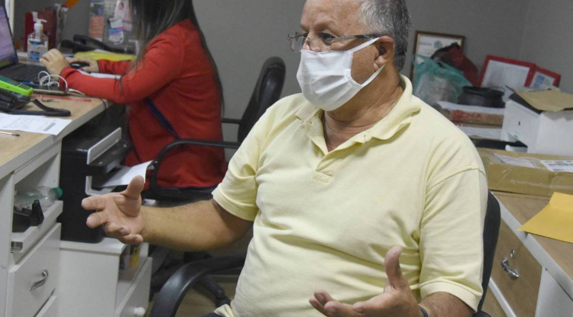 Dono de uma escola de idiomas, Jorge Braga foi um dos primeiros a se inscrever: 'estou mais tranquilo' - Divulgação/Clarildo Menezes