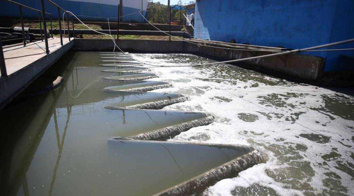 Esgoto pode indicar foco da dissemina&ccedil;&atilde;o da covid-19 nas cidades