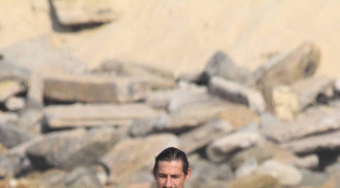 Tuca Andrade curte praia na Zona Sul