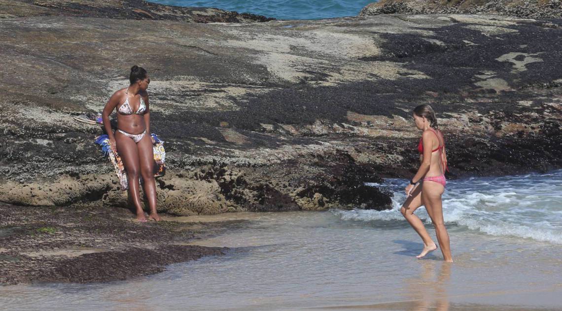 Movimenta&ccedil;&atilde;o na Praia do Arpoador, Zona Sul do Rio