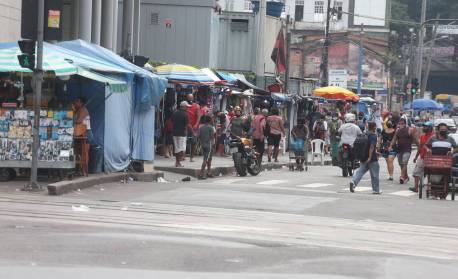 Universidade oferece treinamento gratuito para camelôs
