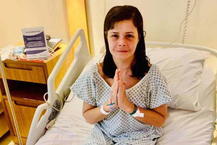 Médica agredida no Grajaú tem alta após colocar parafusos no joelho