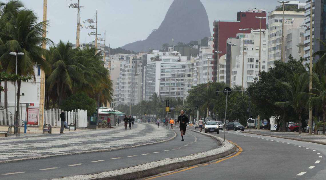 Rio tem previs&atilde;o de tempo nublado e chuva neste domingo