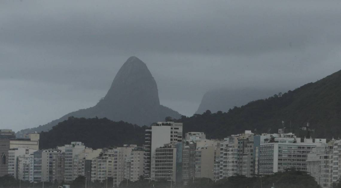 Praia do Leme - Estefan Radovicz / Arquivo