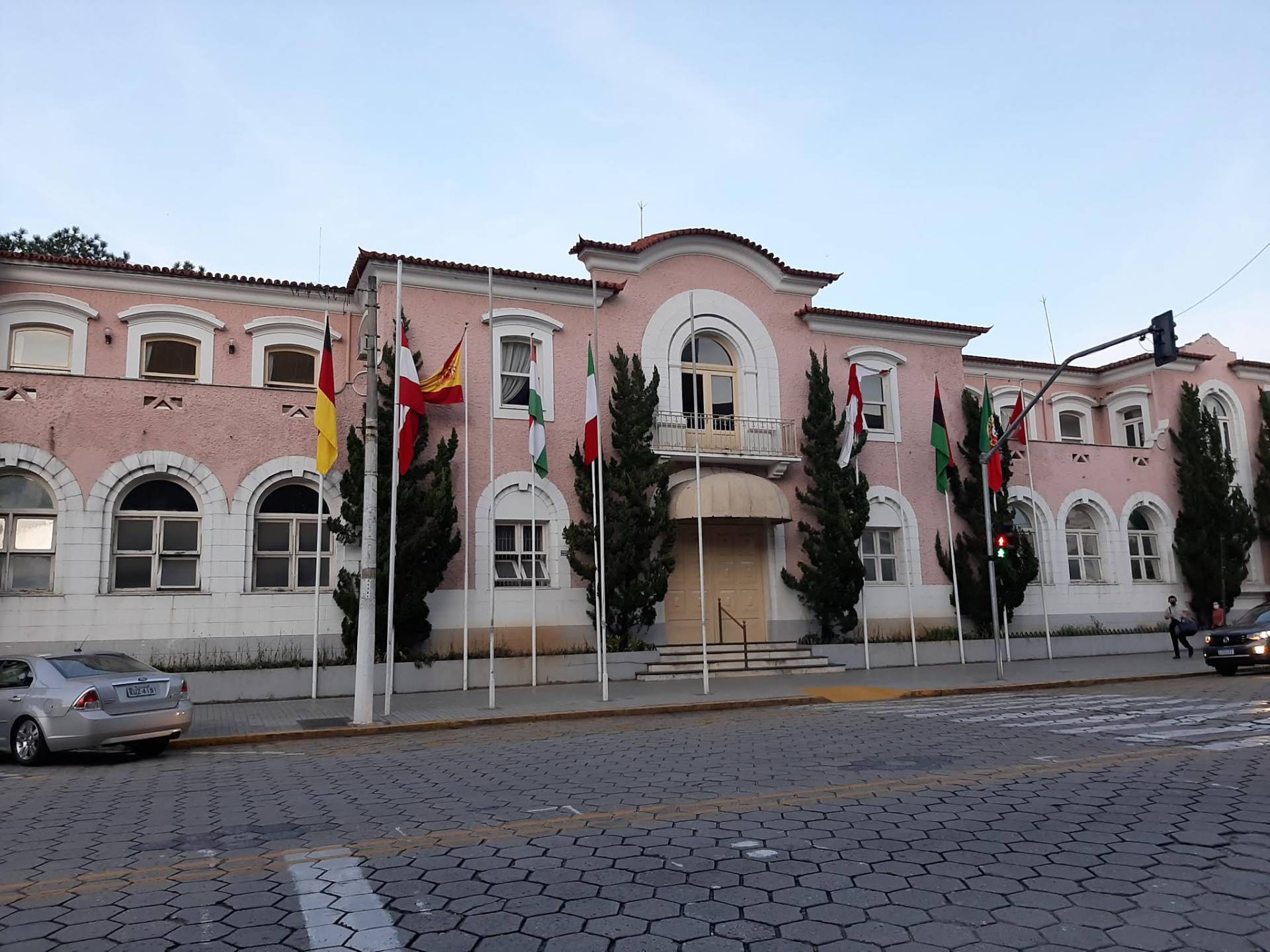 Prefeitura de Nova Friburgo inicia segunda fase de entrega de cestas