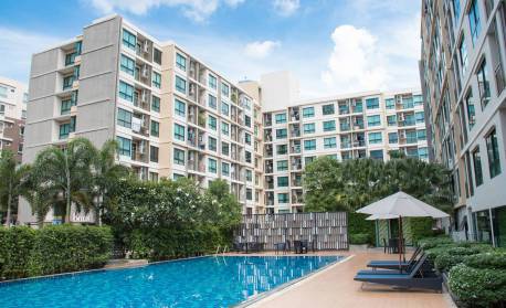 Deixar menor de 12 anos sozinho no veículo ou em condomínio pode dar multa